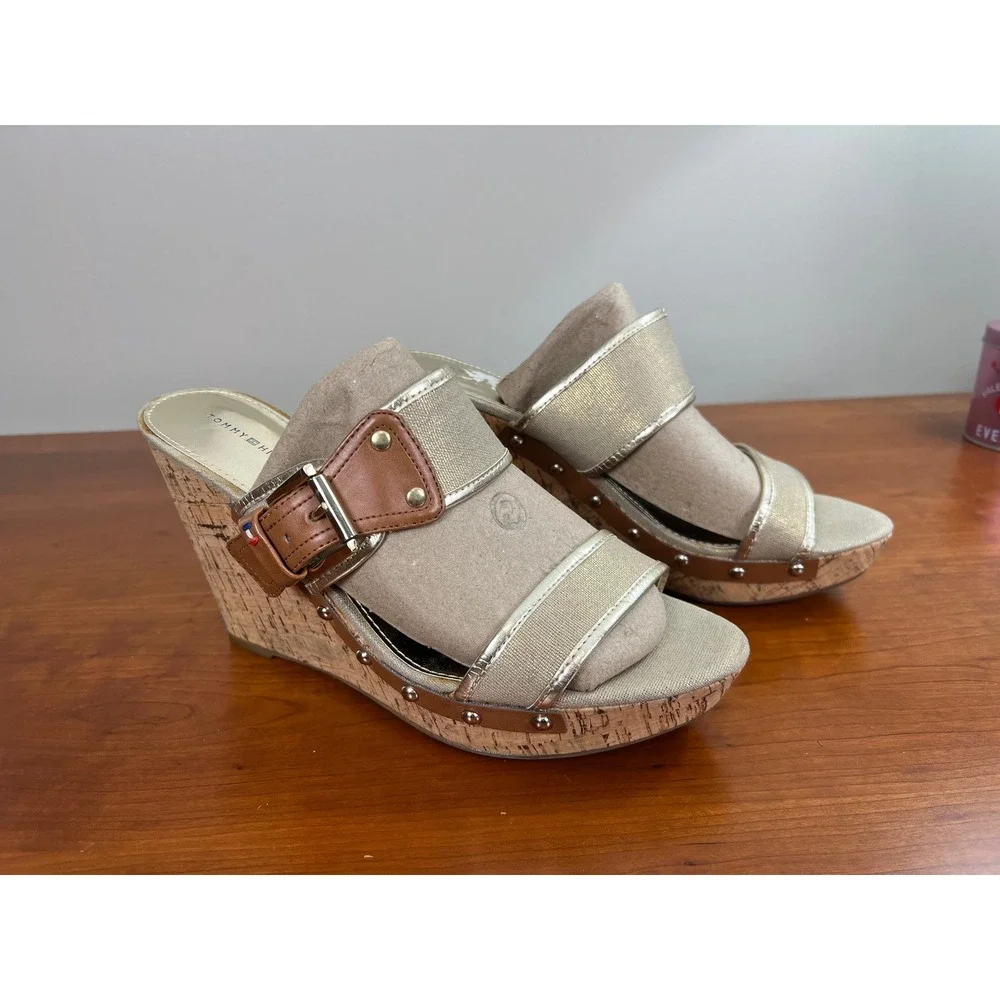 Tommy Hilfiger Womens Gold Metallic Cork Wedge Sandals Buckle Slides Size 7